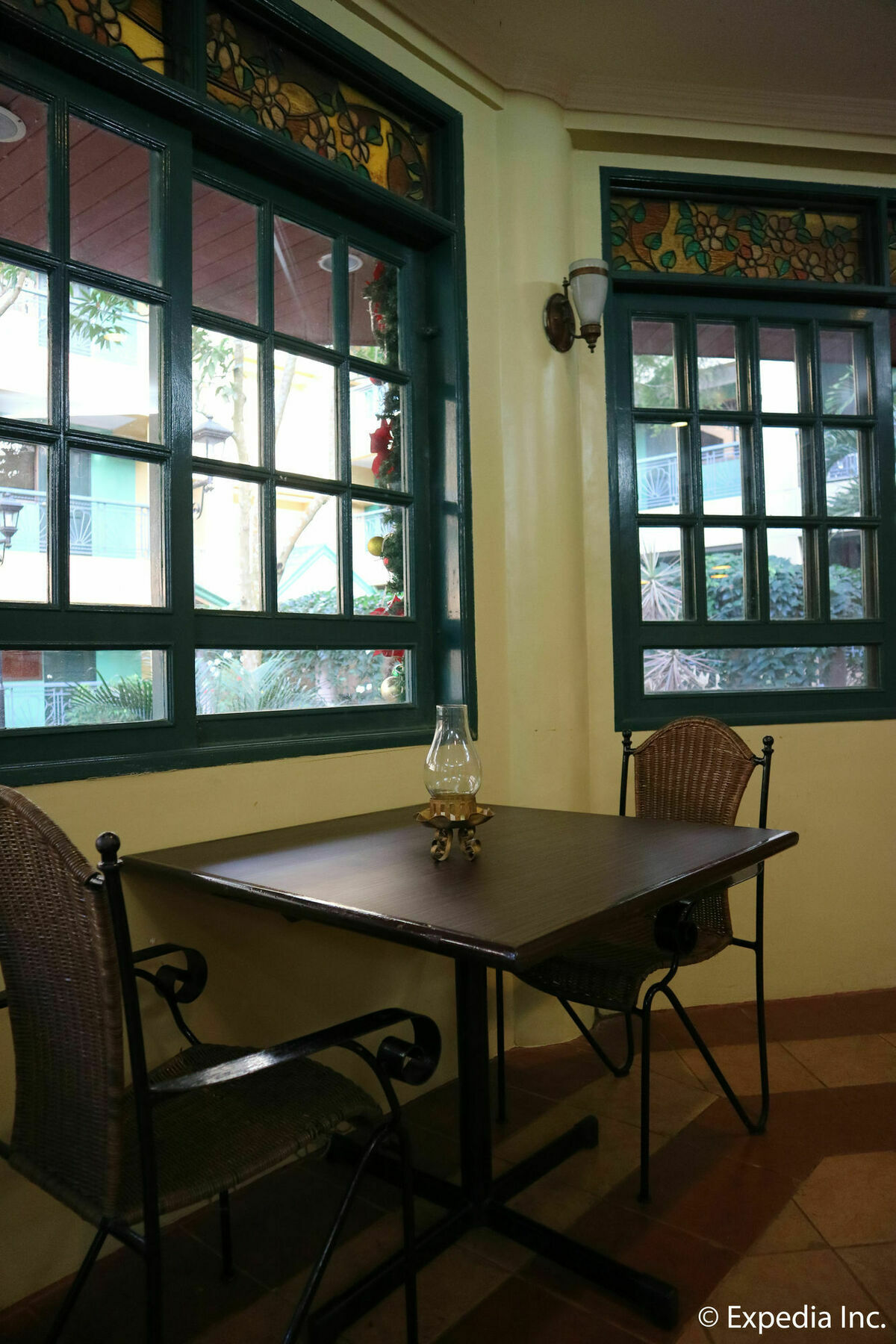 Sunrise Holiday Mansion Tagaytay City Buitenkant foto